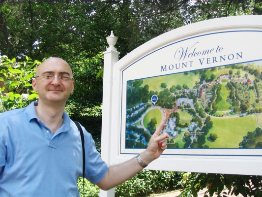 Just arrived at Washington's house.jpg