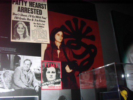 Patty Hearst arrested Newsmuseum WA.jpg