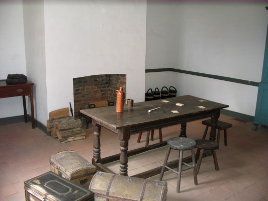 Slaves' house Washington's house.jpg